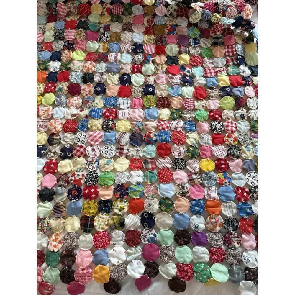 Vintage QUILT Hand Made Stitched YOYO Circular Rosettes 97” X 108”